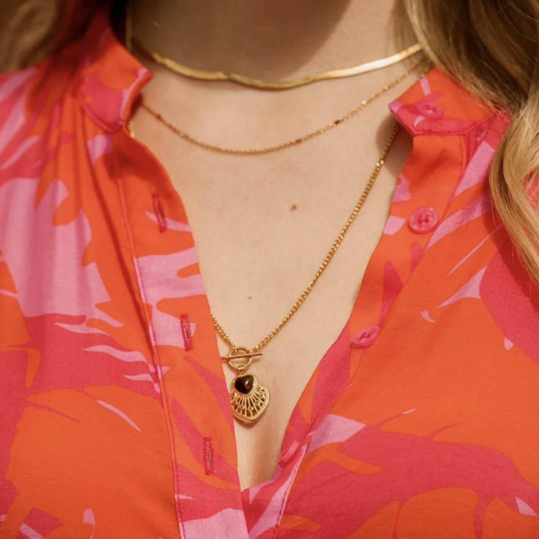 Collier 3 rangs avec pendentif cœur ajouré, pierre naturelle et strass (38/44/55+7CM)