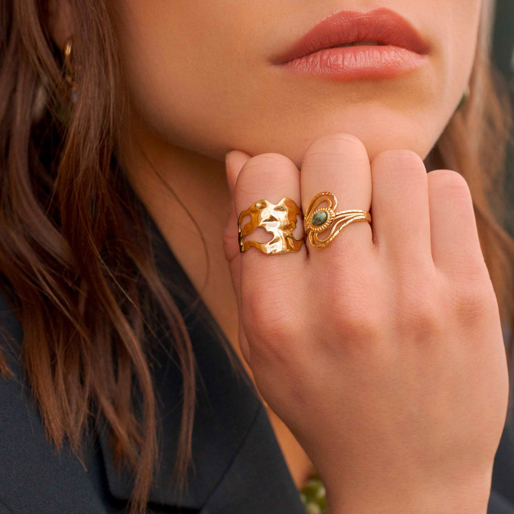 Bague ajourée réglable avec effet ondulé
