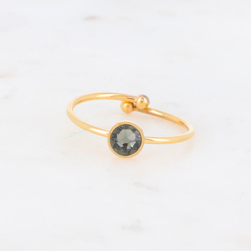 Bague fine dorée - ornée de cristaux de Swarovski® - Black diamond - Dimensions du cristal : 14 x 10 mm