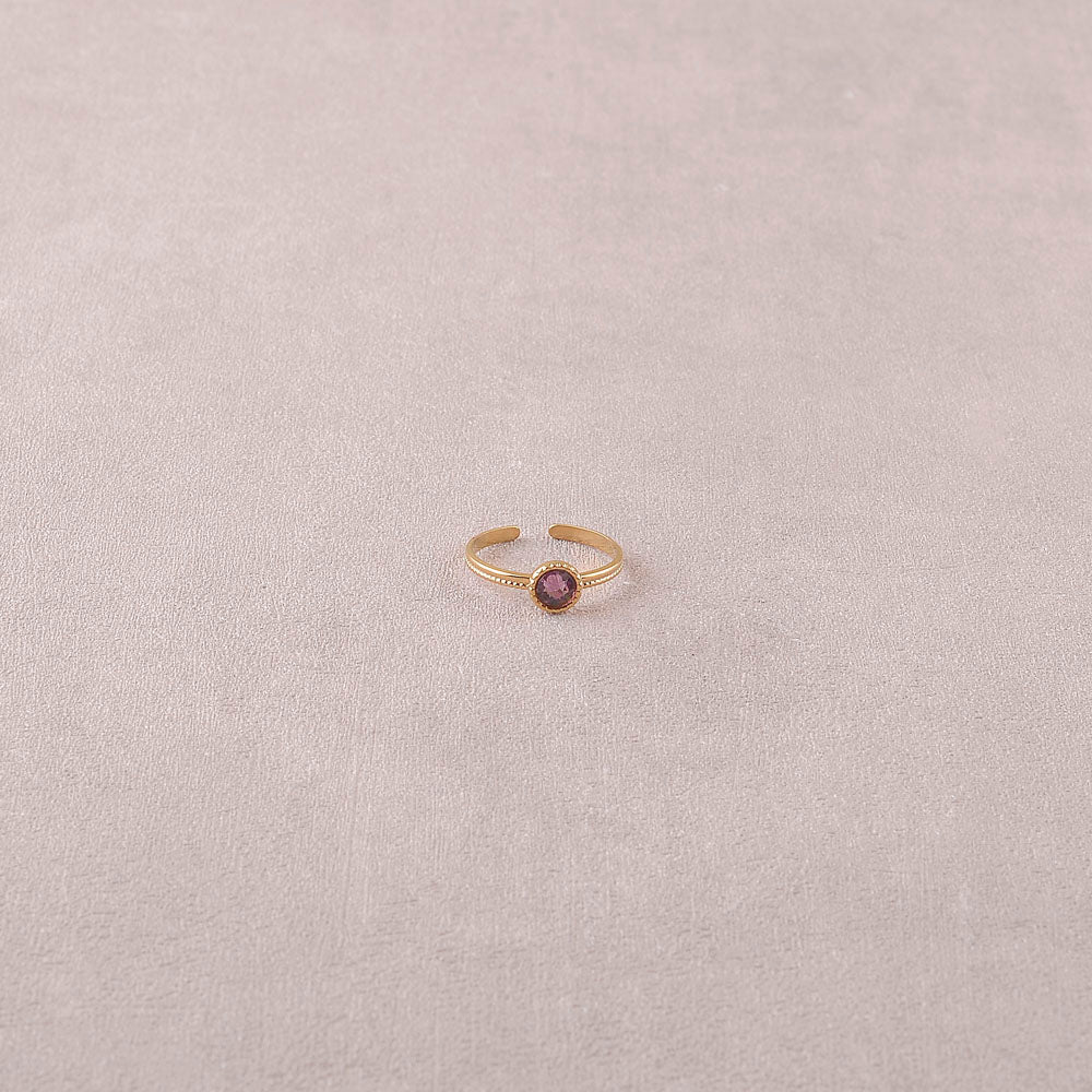 Bague fine ornée de cristaux de Swarovski® - Hauteur de la bague: 2 mm - Dimensions du cristal : 5x5 mm - Iris