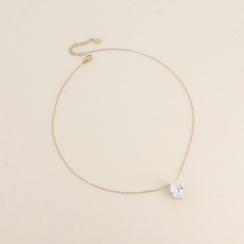 Collier - Pendentif cristal de Swarovski® en forme de goutte - Longueur du collier : 40+5 cm - Dimensions du cristal : 10x14 mm - Crystal