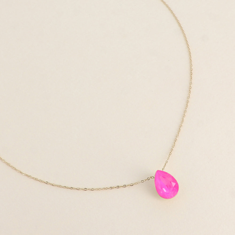 Collier - Pendentif cristal de Swarovski® en forme de goutte - Longueur du collier : 40+5 cm - Dimensions du cristal : 10x14 mm - Electric pink ignite