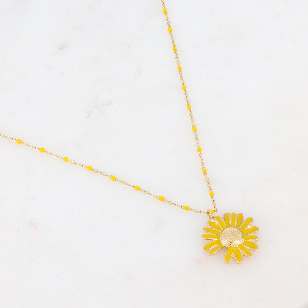 Collier doré avec des petites pièces et une fleur de marguerite émaillées jaunes 40+5 cm