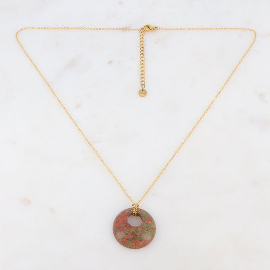 Collier doré avec un pendentif en pierre unakite 47+5 cm