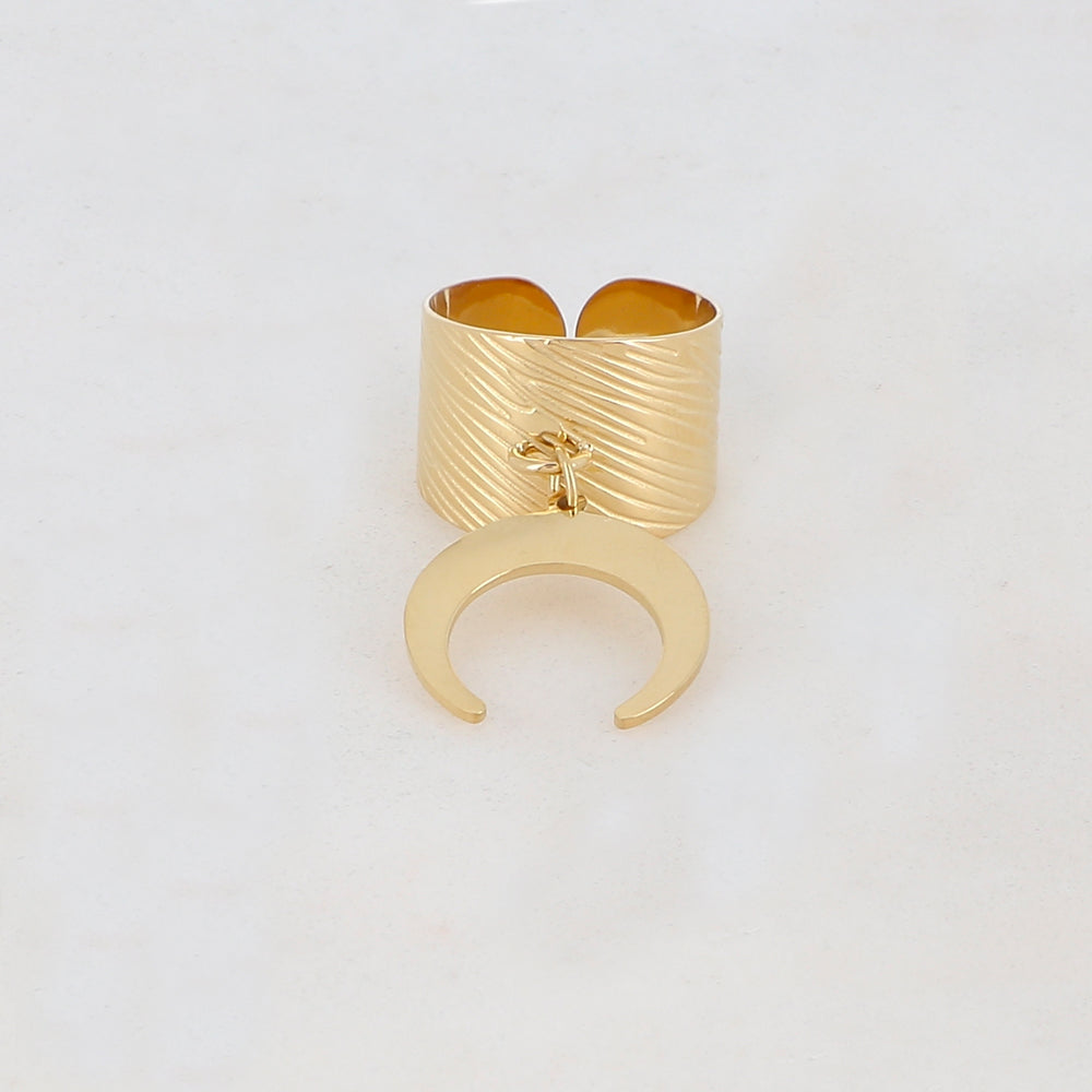 Bague avec pampille lune