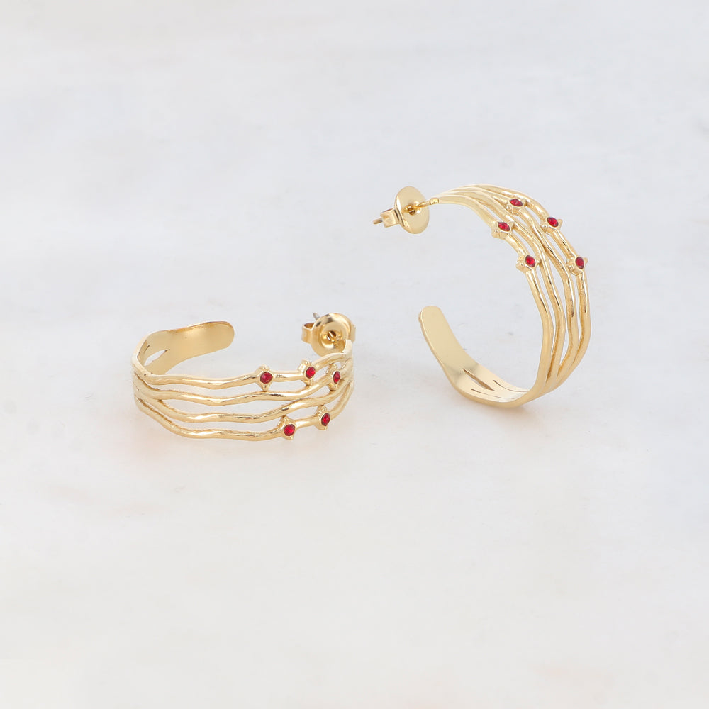 Créoles à puce 4 rangs avec 5 strass (2.8 CM)