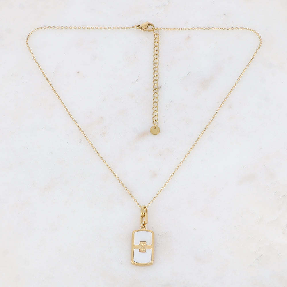 Collier avec une pampille rectangulaire ornée d'une nacre blanche 39+7 cm