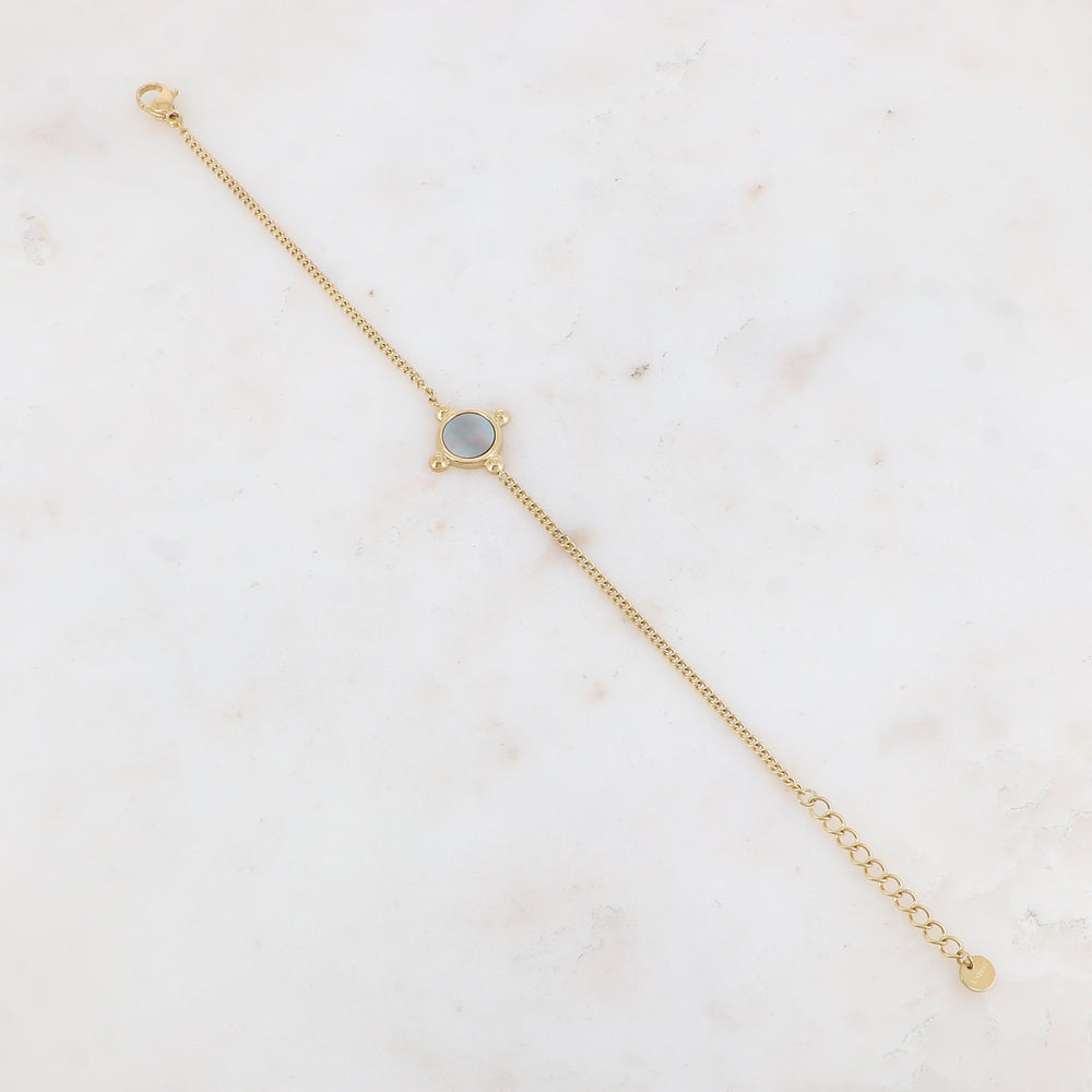 Bracelet avec pampille ornée de nacre, feuille de nacre