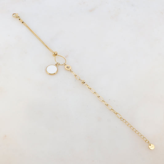 Bracelet en maille avec pièce ronde émaillée, strass, étoile, petite boule et rondelle