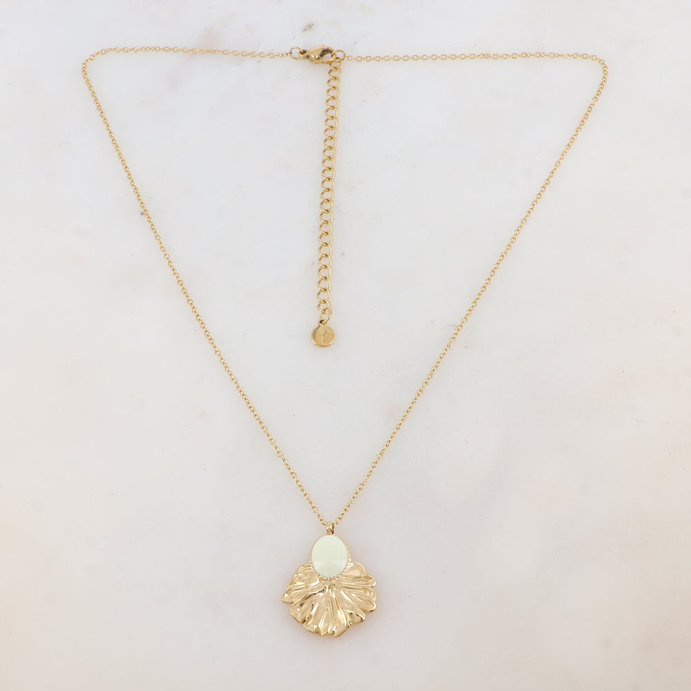 Collier avec pièce ovale émaillée et feuille (40+7CM)