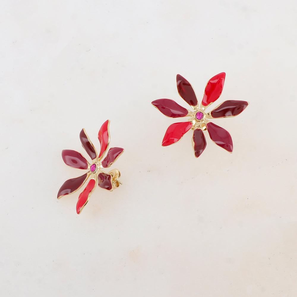 B.O à puce avec fleur émaillée et strass 3 x 3 cm.