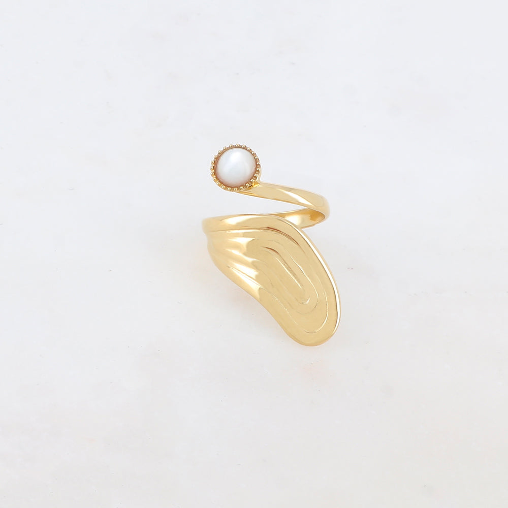 Bague lisse avec rainure, pierre naturelle ronde - Nacre