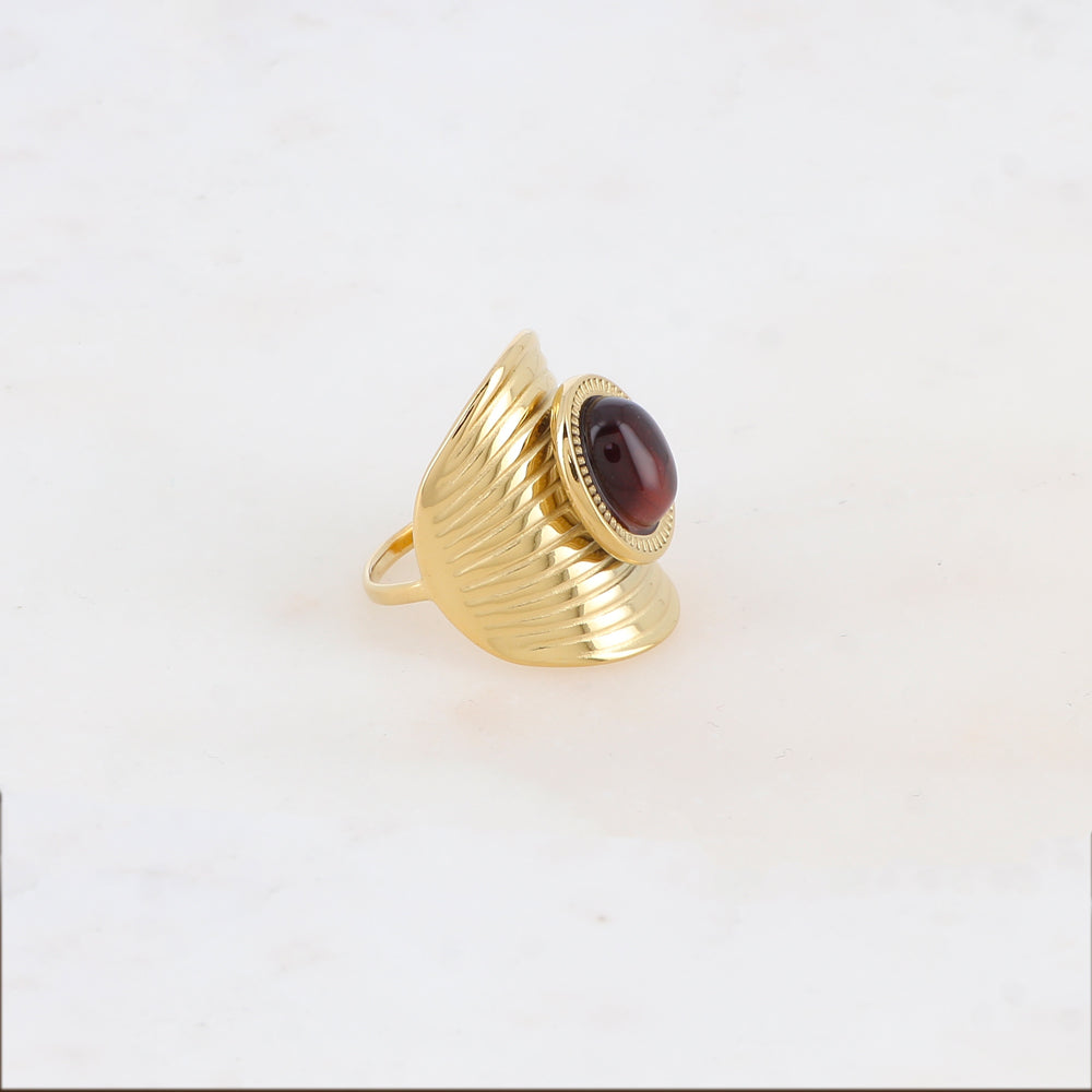 Bague avec rainures et pierre naturelle ovale - Oeil de taureau