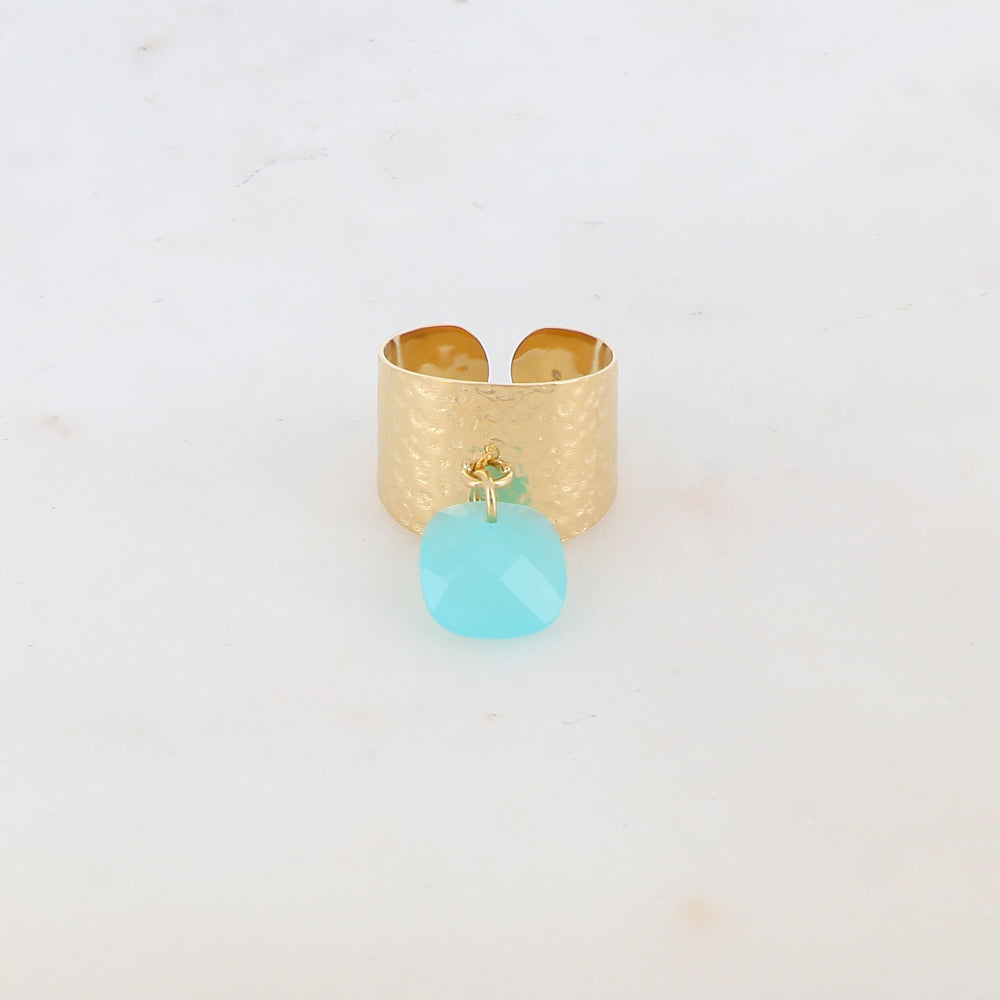 Bague martelée avec pampille carrée en pâte de verre - Turquoise