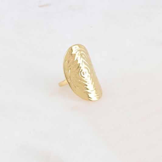 Bague fine avec pièce ovale motif tourbillon