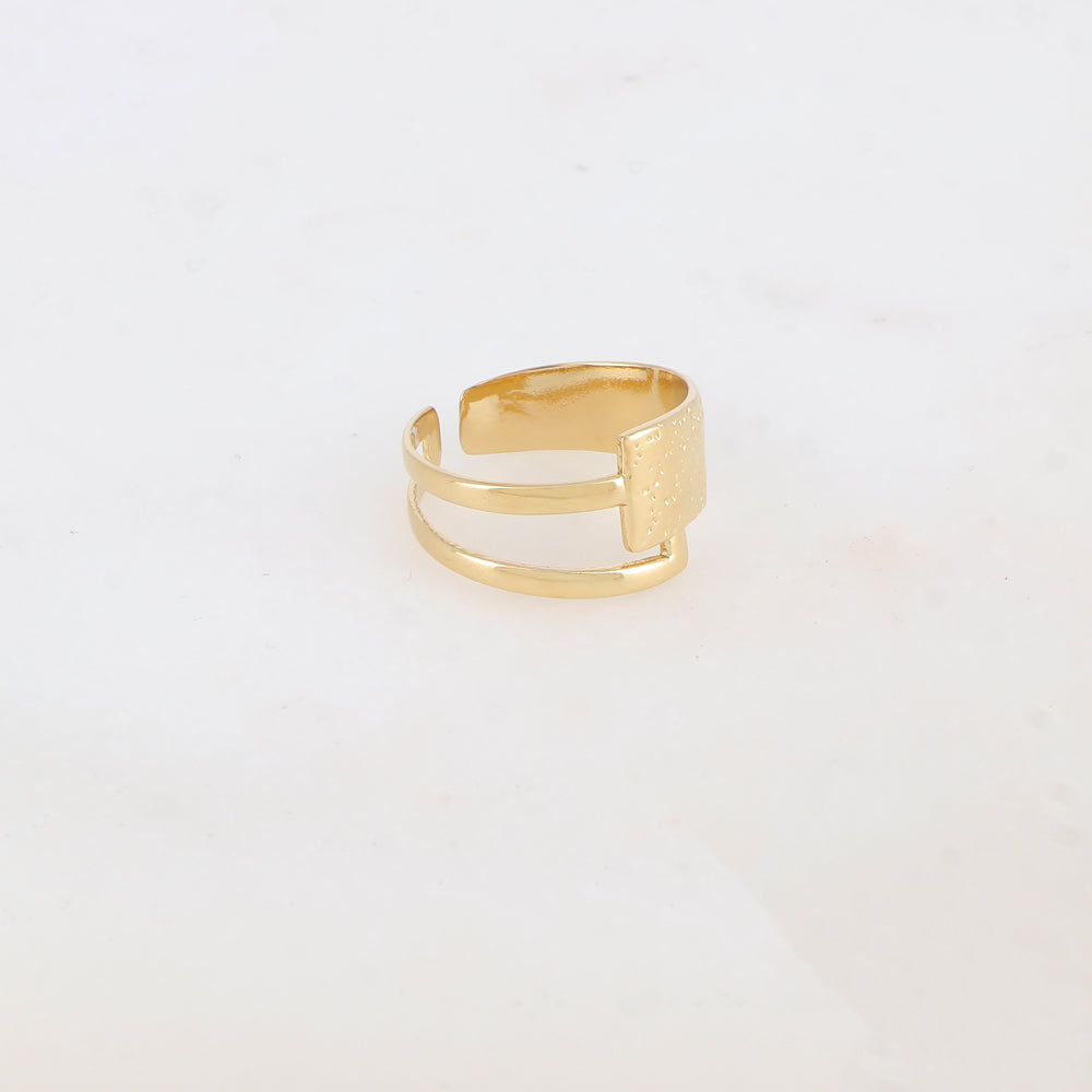 Bague ajourée, effet lisse et martelé
