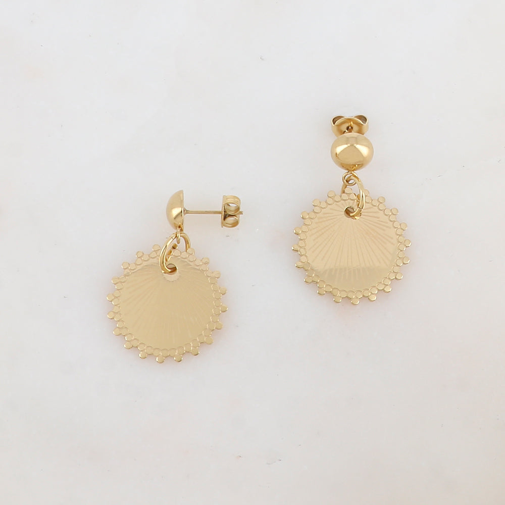 B.O à puce avec pendant rond, effet lisse 2,2 x 3,3 cm.
