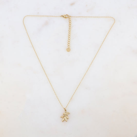 Collier avec pendentif embelli de feuilles (40+5CM)