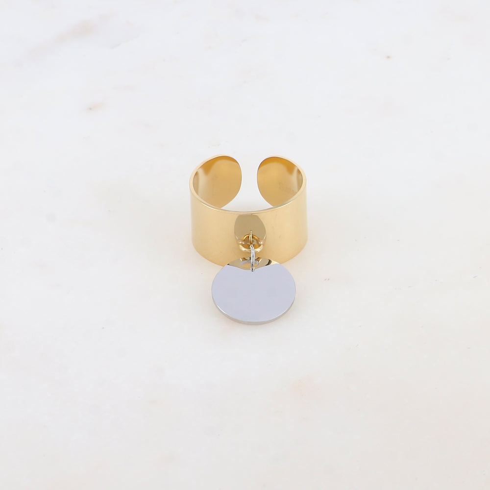 Bague lisse bicolore avec pampille ronde argentée