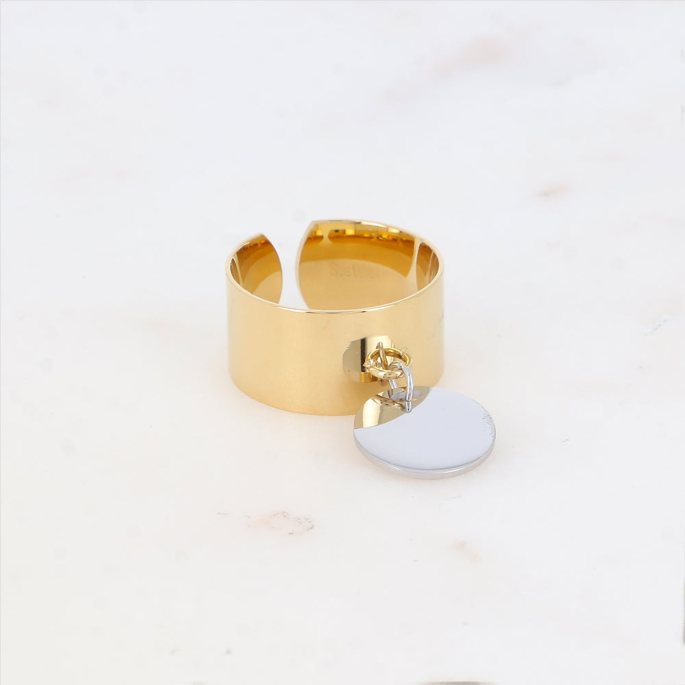 Bague lisse ajustable avec pampille ronde lisse