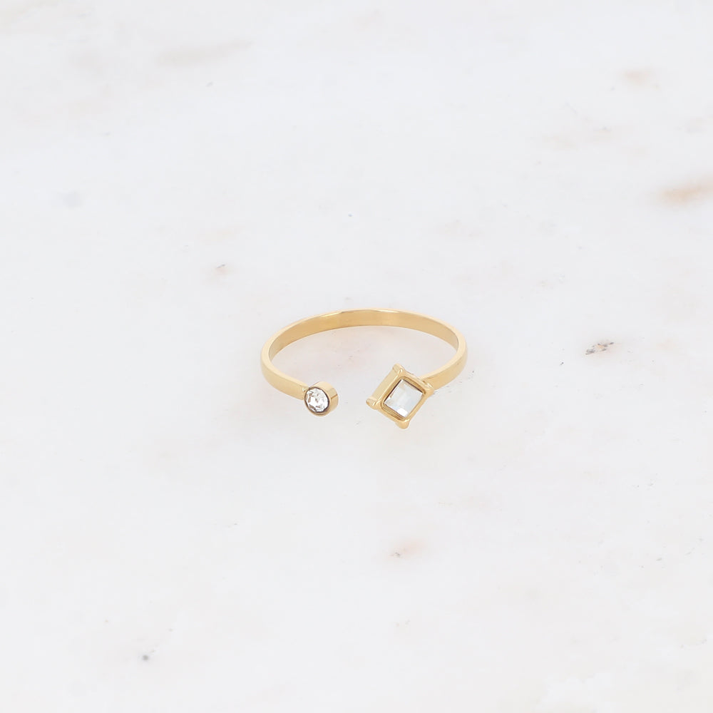 Bague avec deux oxyde de zirconium