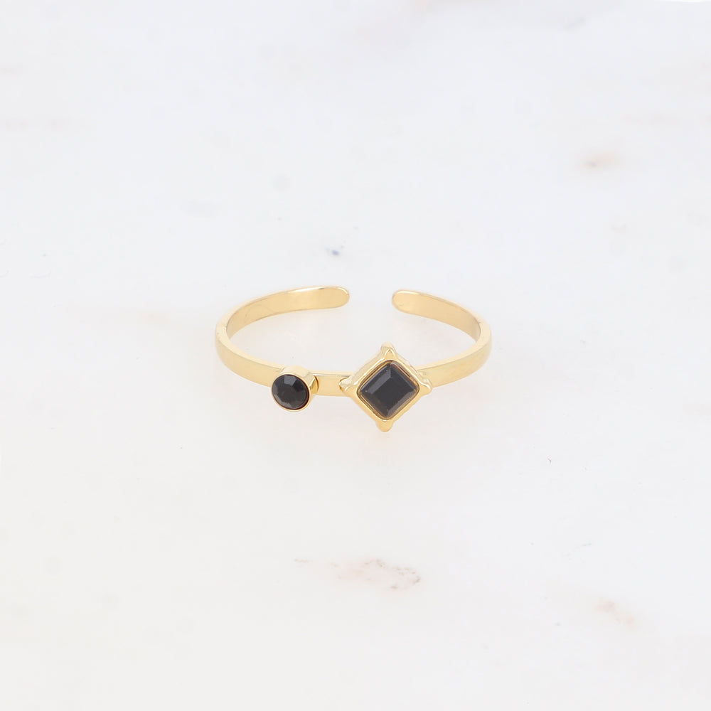 Bague avec oxyde de zirconium