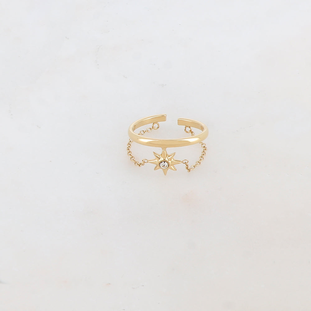 Bague fine et lisse avec chaîne, étoile et strass