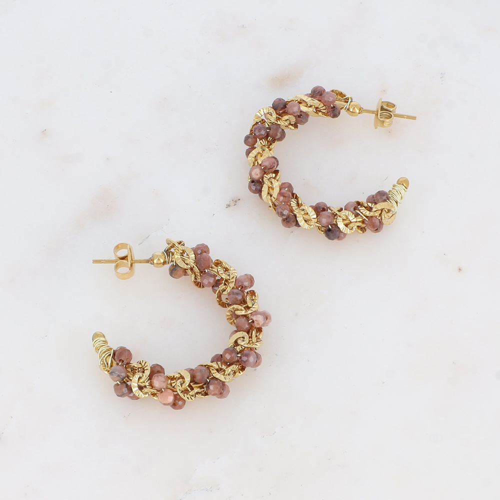 Créoles à puce avec perles en pierre naturelle 3,4 cm.