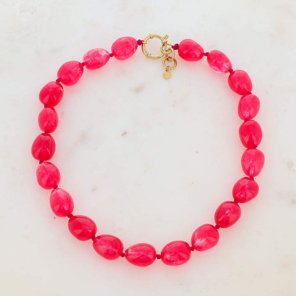 Collier avec perles en résine (40-42CM)