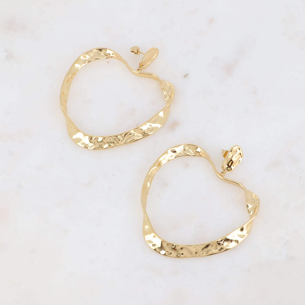 Boucles pendantes - 2 pièces, pièce martelée et grand anneau cœur torsadé 62x70 mm