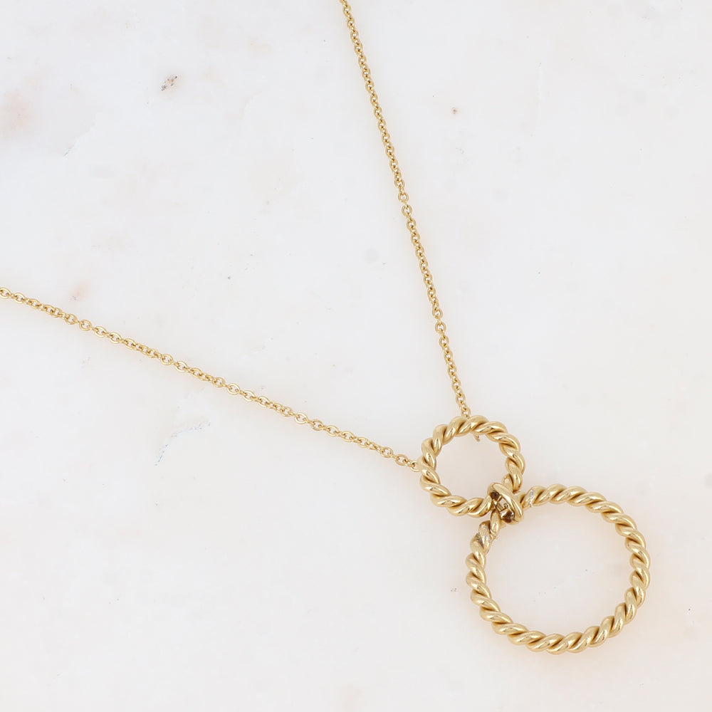 Collier avec 2 anneaux torsadés (40+5CM)