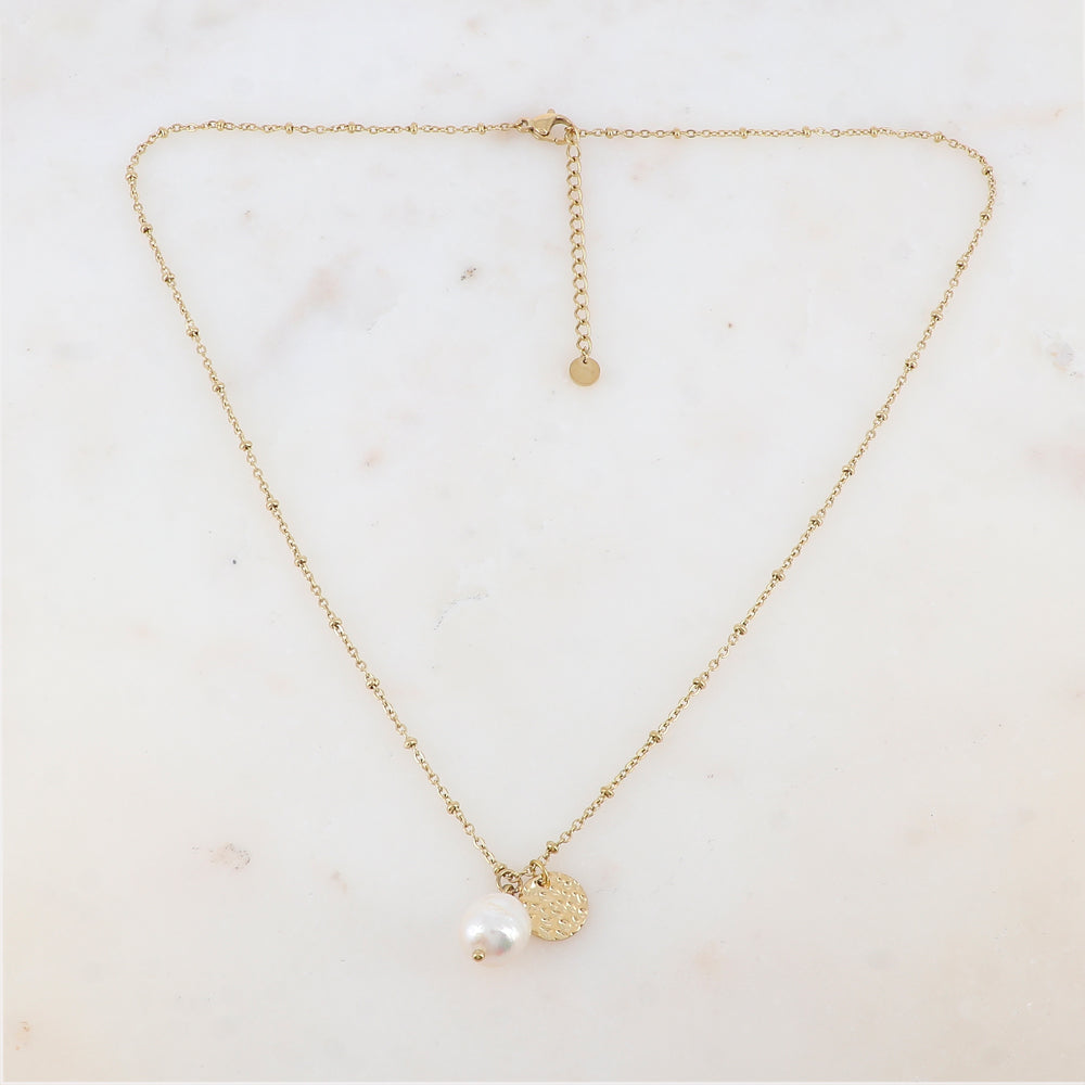Collier avec perle d'eau douce et pastille martelée (45+5CM)