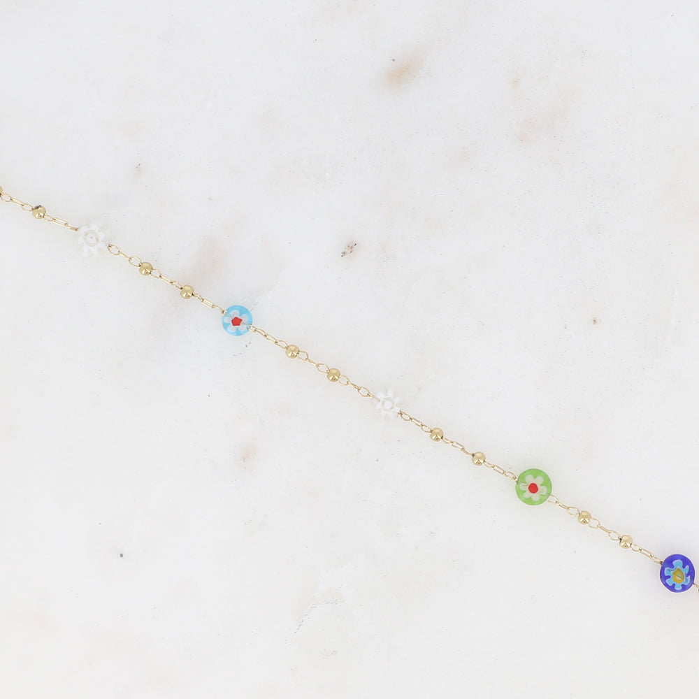 Bracelet fin - chaîne à boules avec pampilles rondes en résine aux fleurs bleu 16+3 cm