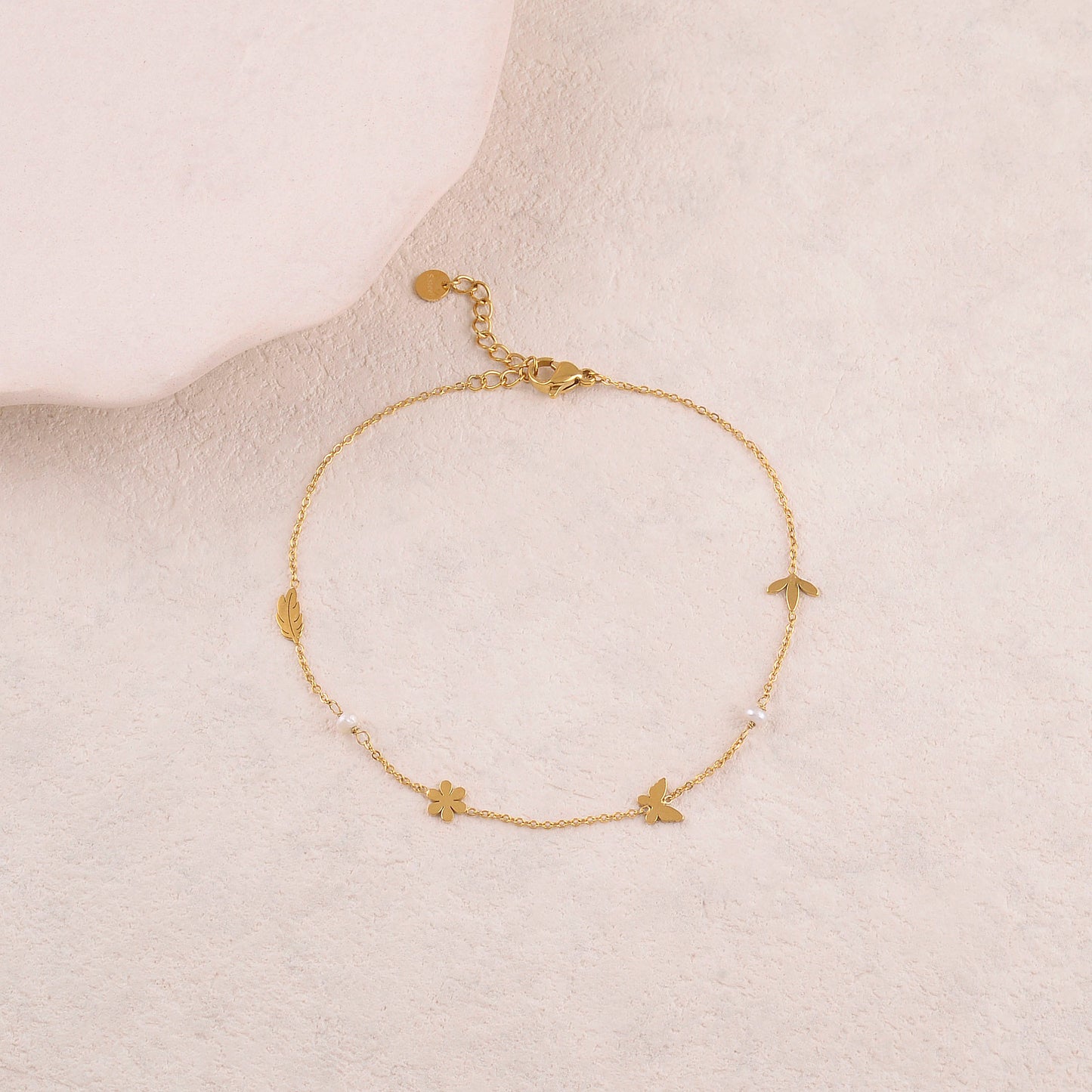 Chaine de cheville avec feuilles, fleur, papillon, perles d'eau douce (22+3CM)