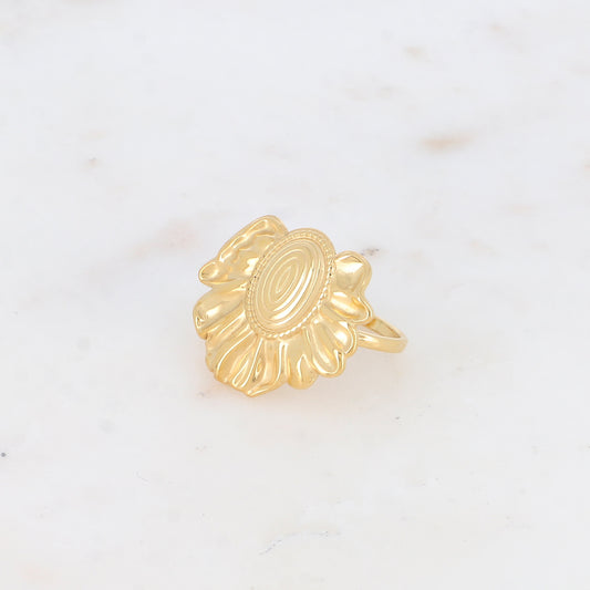 Bague avec feuille et pièce ovale