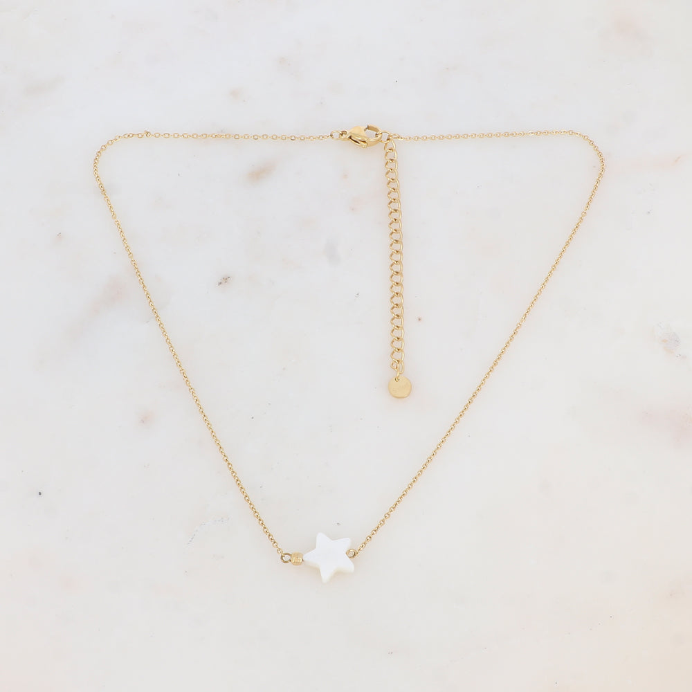 Collier avec pendentif étoile en nacre (38+7CM)