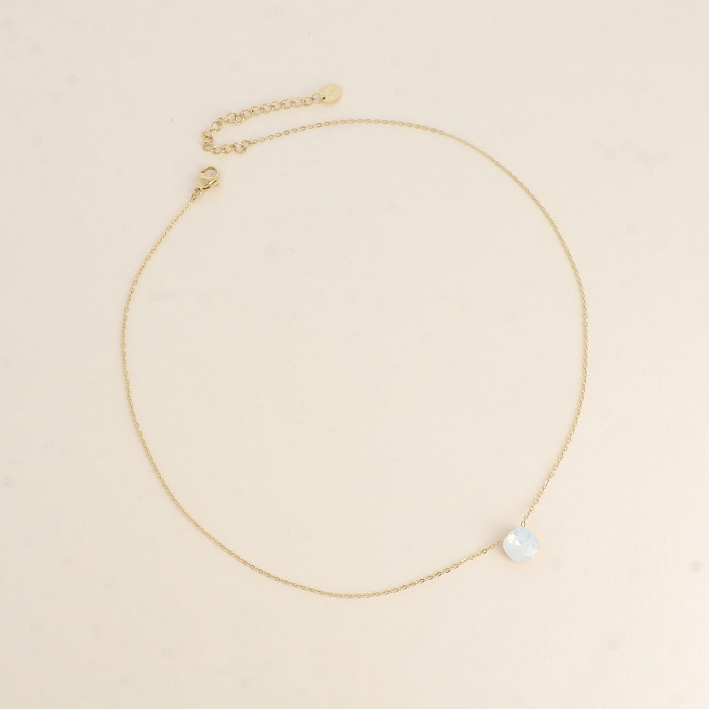 Collier - maille forçat, orné de cristaux de Swarovski® - White opal 38+5 cm - Diamètre du cristal: 8mm