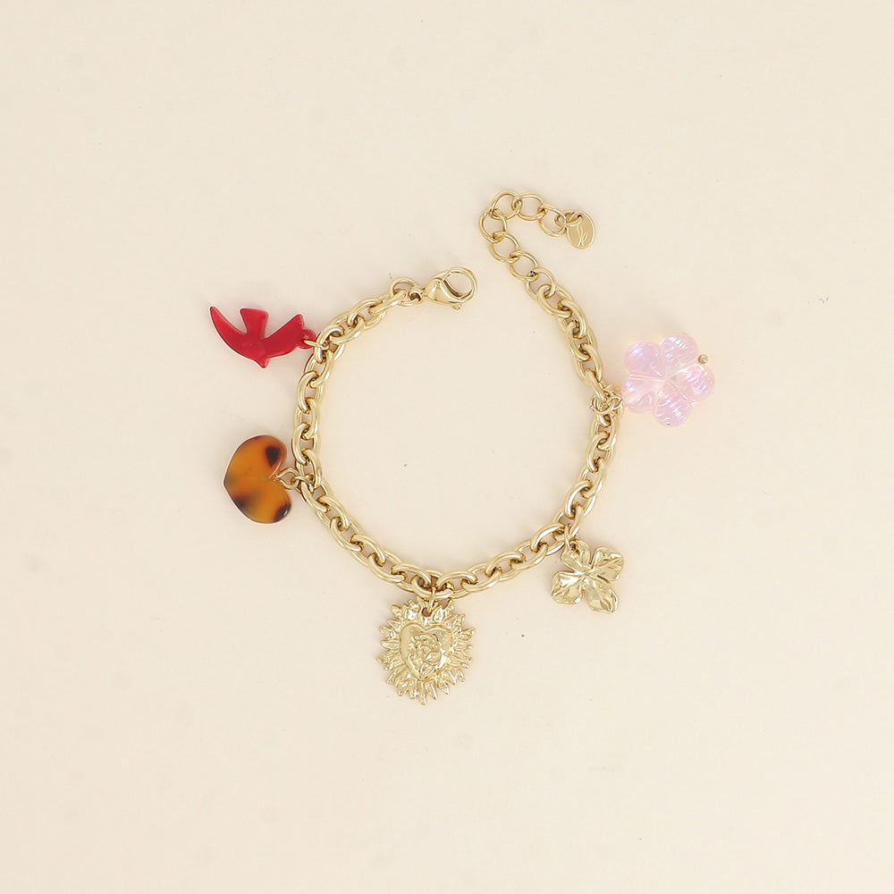Bracelet - oiseau et cœur en résine, cœur martelé, trèfle, perle fleur (17+3 cm)