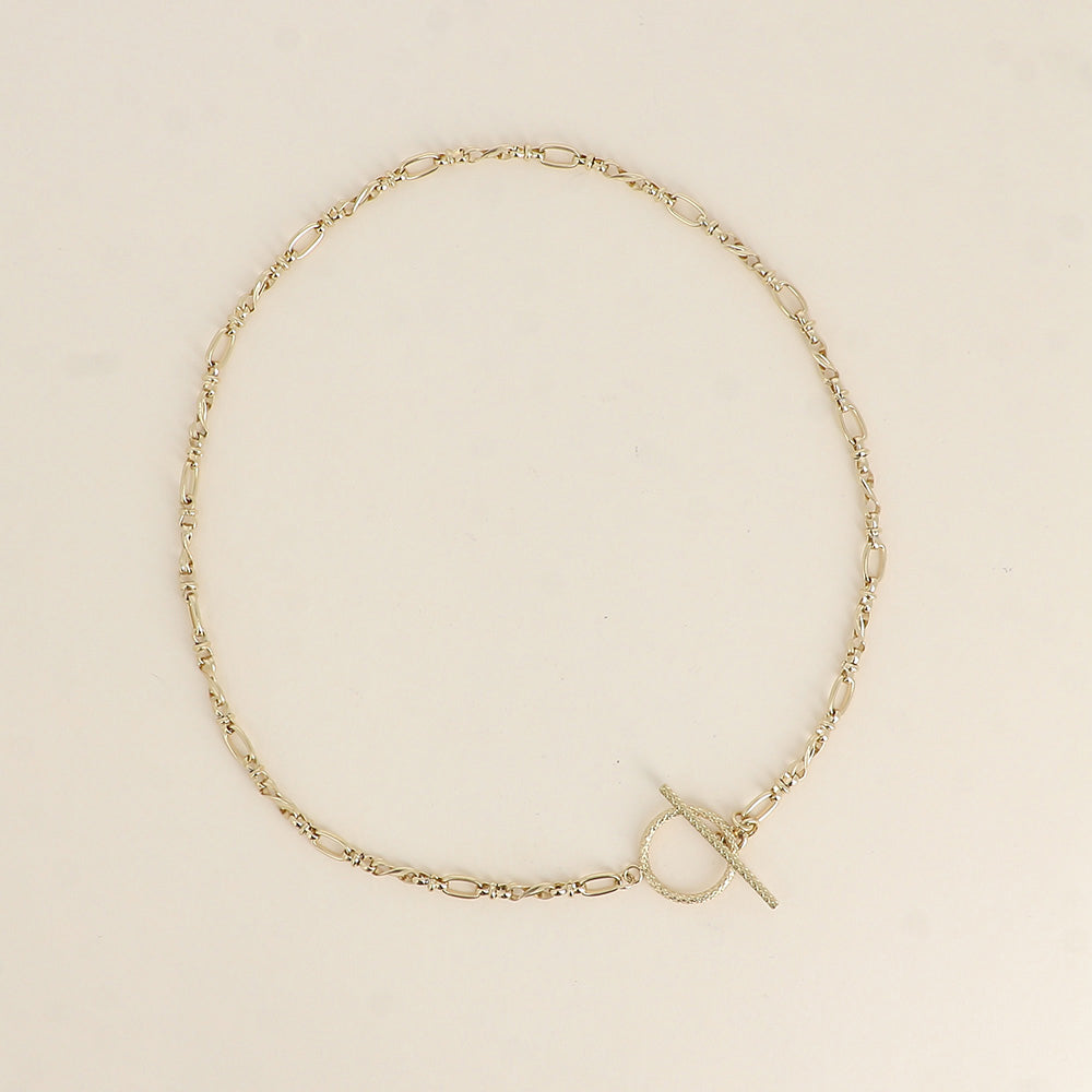 Collier - maille aux anneaux multiples et fermoir barre et anneau diamantés 46 cm