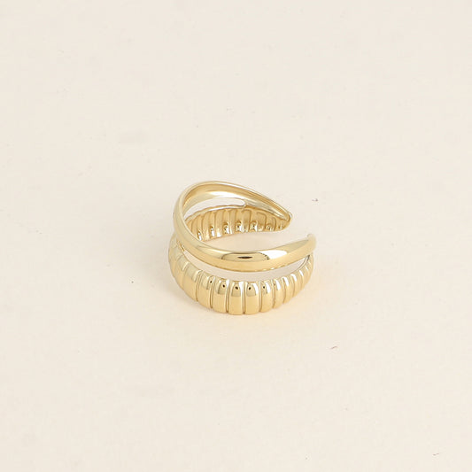 Bague - 2 rangs ondulés, l'un strié et l'autre lisse