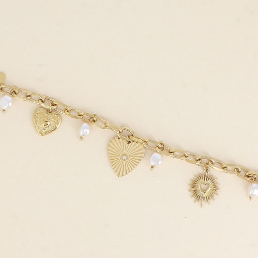 Bracelet - maillons ovales, breloques cœurs, perles de résine blanche (16,5+3 cm)