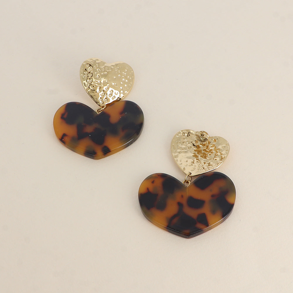 Boucles pendantes - cœurs en résine léopard et texturé 45x56 mm