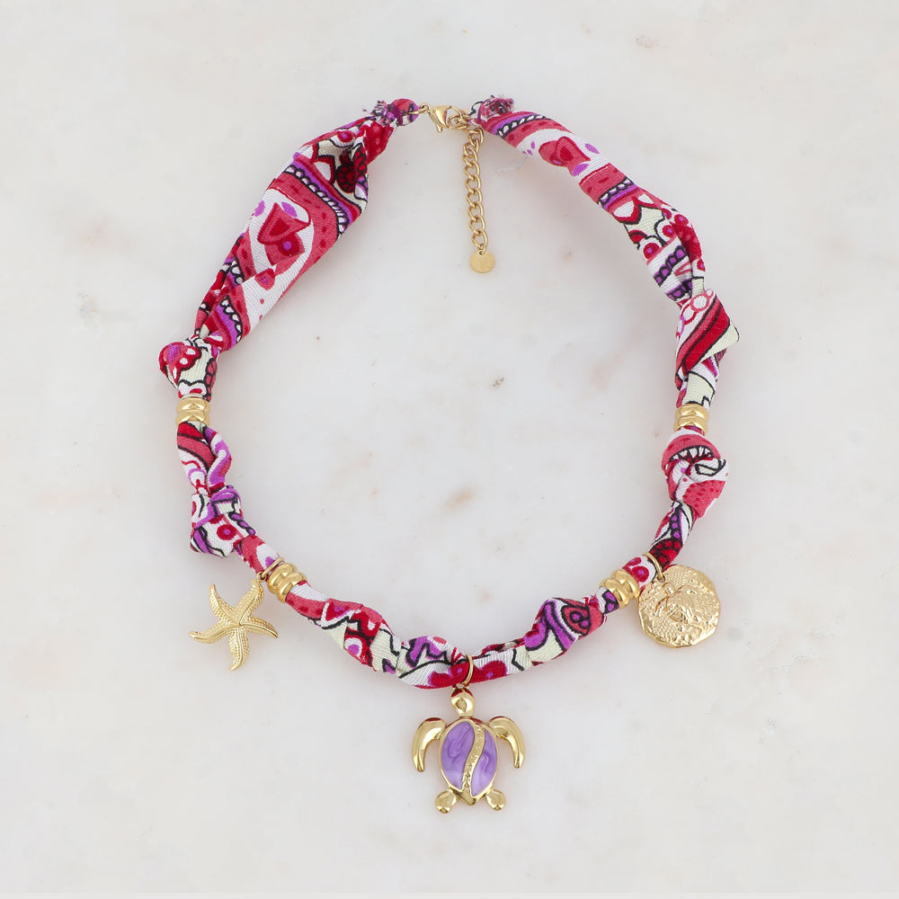 Collier sur ruban avec pendentif rond avec motif tortue, pendentif forme tortue en émail et étoile de mer 39+5 cm