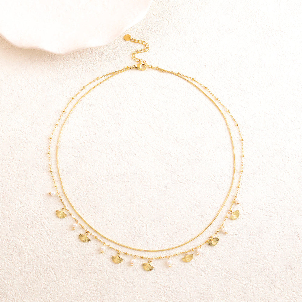 Collier double rangs avec pendentifs feuille de ginkgo et perles d'imitation 39/42+5 cm