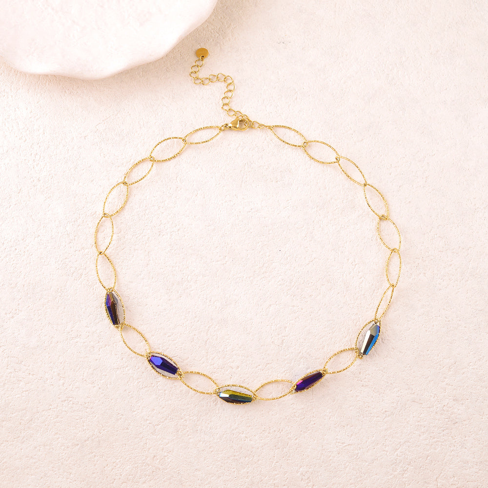 Collier en maille ovales avec 5 perles en pâtes de verre (40+7CM)