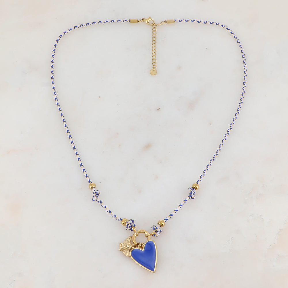 Collier sur cordon avec cœur en émail et pendentif forme ange (51+5CM)