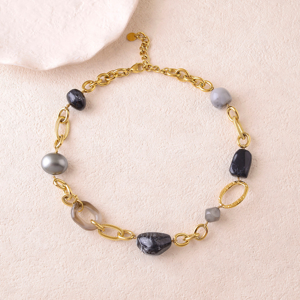 Collier en maille avec perles en résine (40+5CM)