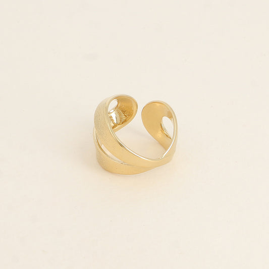 Bague ouverte - formes ajourées et striées