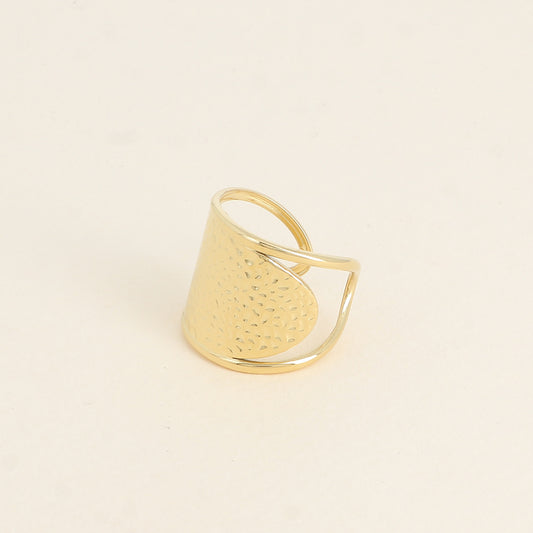 Bague large - double anneau et forme ovale martelée