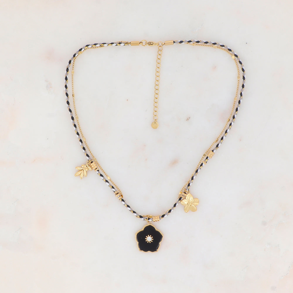 Collier 2 rangs chaine et cordons colorés avec pendentif fleur en pierre Onyx orné d'un strass blanc, pendentif floral et feuillage 39+5 cm